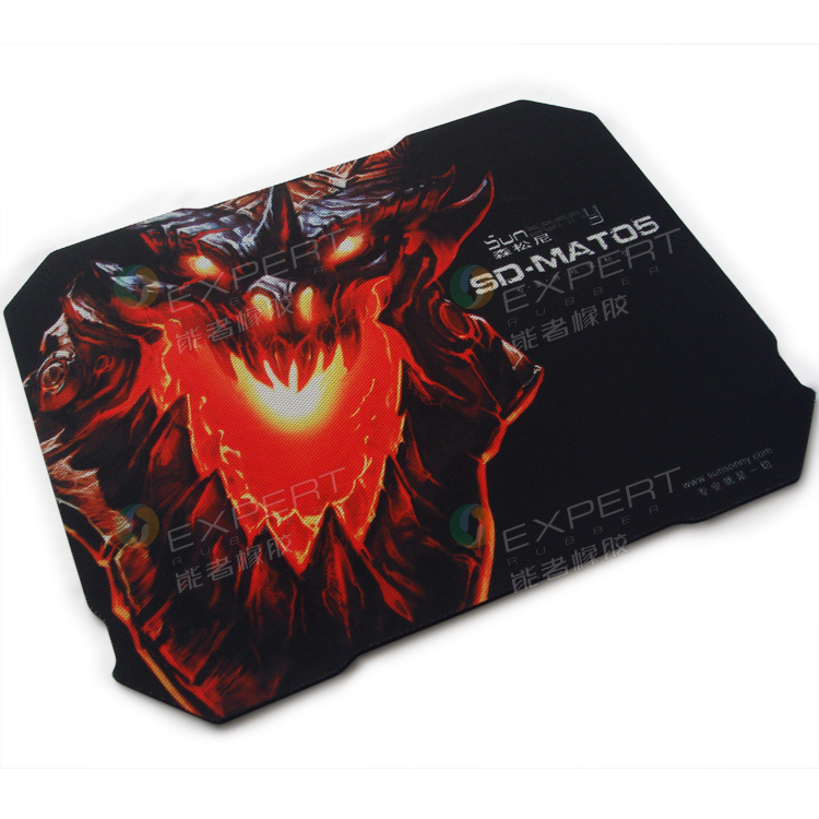 血手幽靈鼠標墊是哪個廠家的