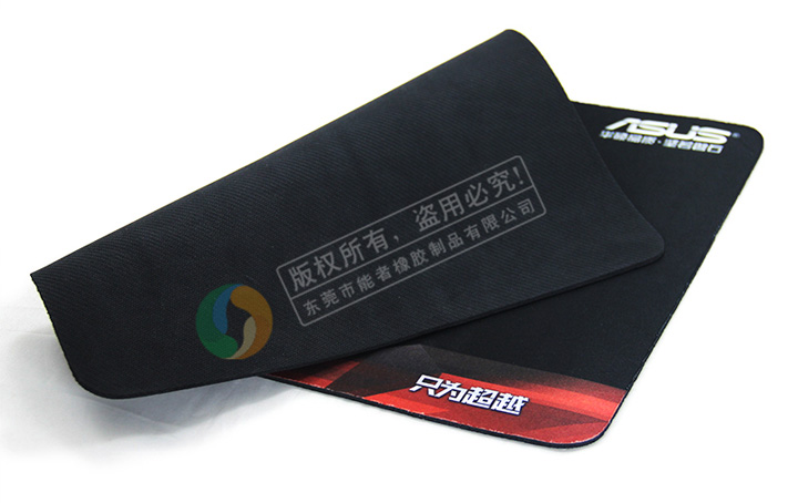 華碩鼠標墊