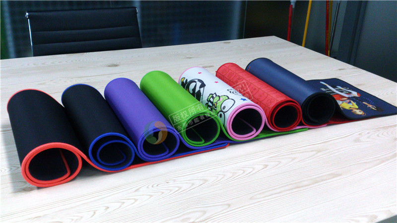 網(wǎng)吧（咖）鼠標墊多大