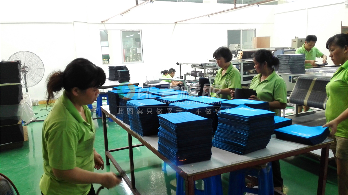 有沒有北京<a title='廣告鼠標墊' target='_blank' href='http://m.nmbc.com.cn/' class='seolabel'>廣告鼠標墊</a>的廠家？最佳答案：